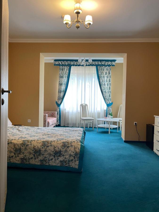 Provans Bohorodchany Bagian luar foto