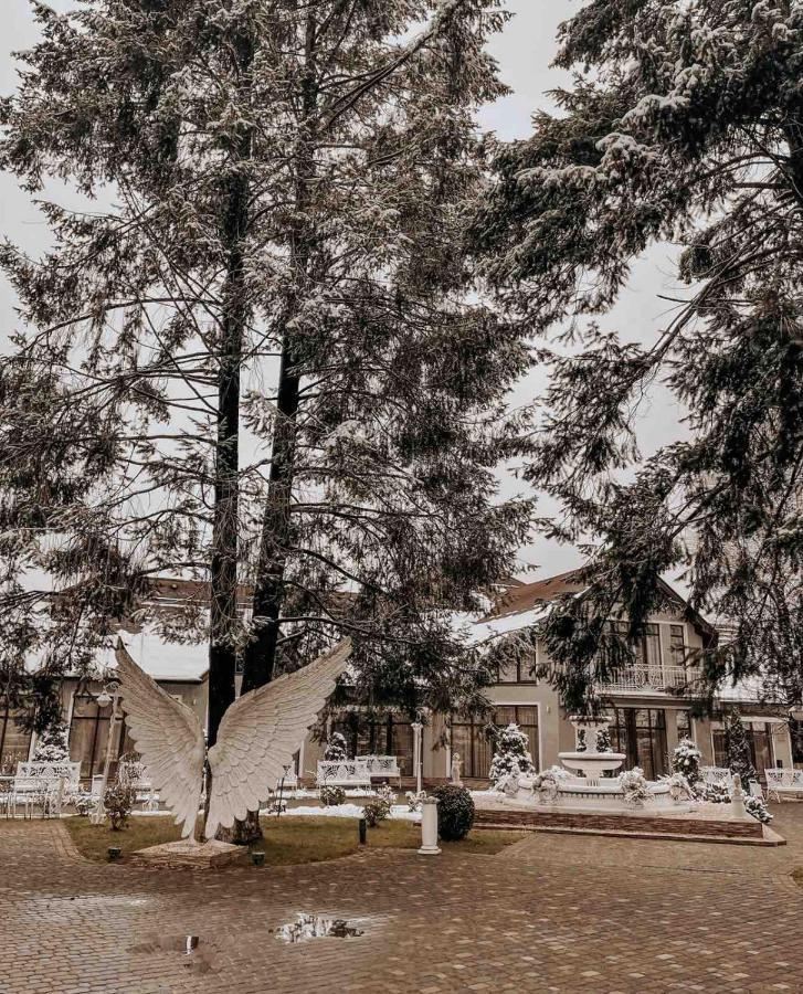 Provans Bohorodchany Bagian luar foto