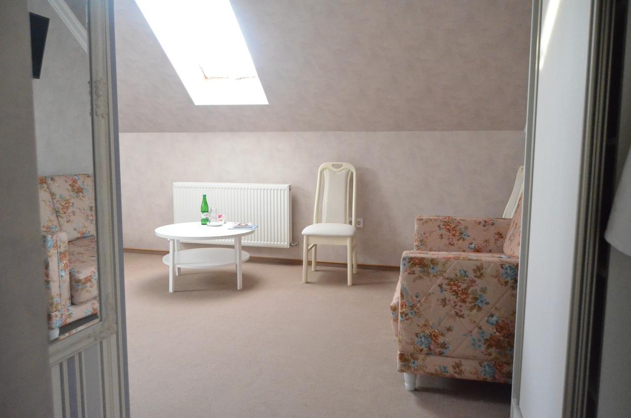 Provans Bohorodchany Bagian luar foto